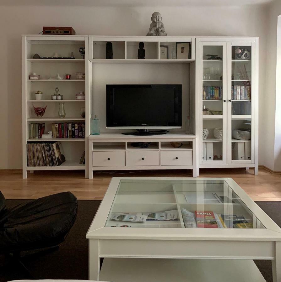 Budyne Apartment Budyne nad Ohri Bagian luar foto