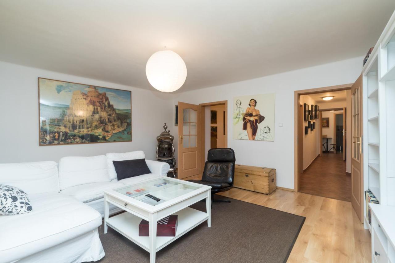 Budyne Apartment Budyne nad Ohri Bagian luar foto